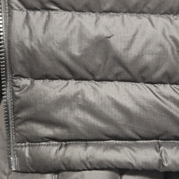 PATAGONIA DOWN PUFFER VEST BLACK LARGE - Picture 8 of 12